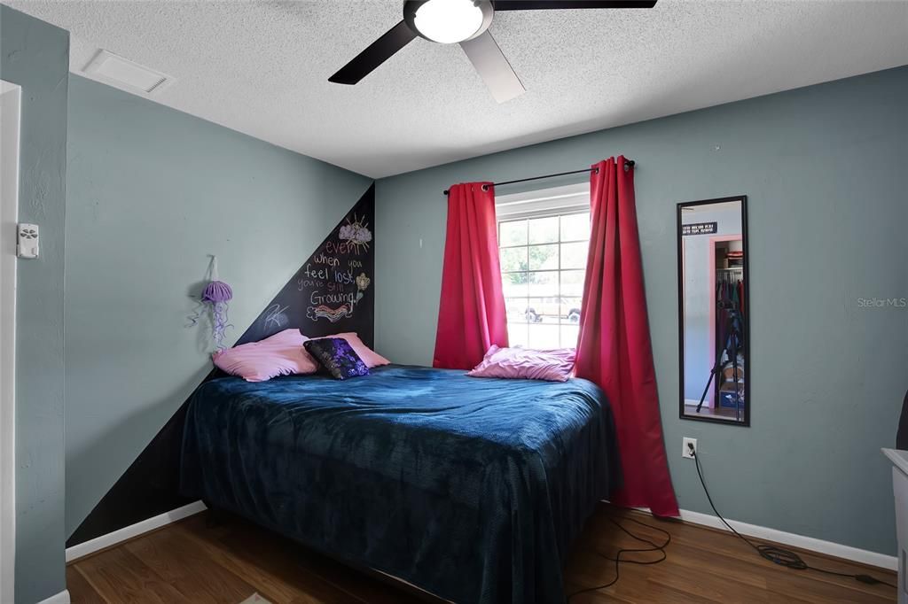 For Sale: $400,000 (4 beds, 3 baths, 2268 Square Feet)