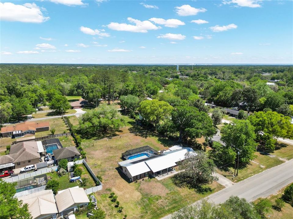 For Sale: $400,000 (4 beds, 3 baths, 2268 Square Feet)