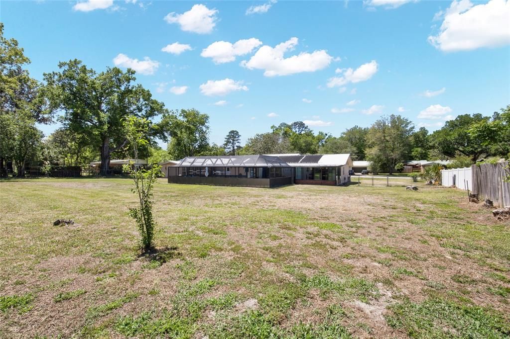 For Sale: $400,000 (4 beds, 3 baths, 2268 Square Feet)