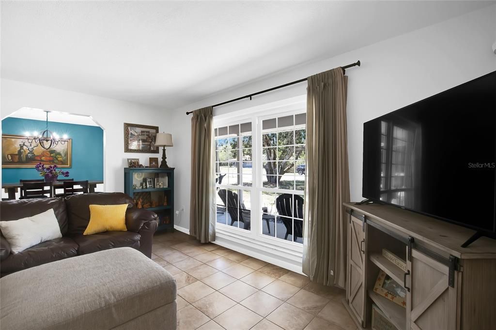 For Sale: $400,000 (4 beds, 3 baths, 2268 Square Feet)