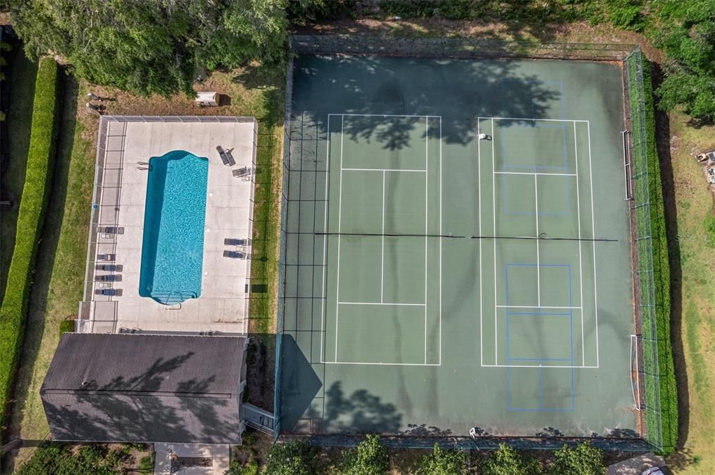 На продажу: $262,000 (2 спален, 2 ванн, 1217 Квадратных фут)