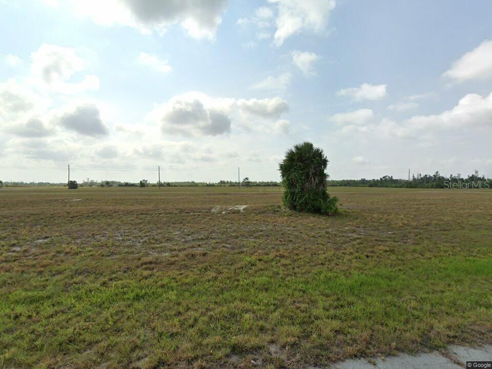 Activo con contrato: $34,000 (0.17 acres)