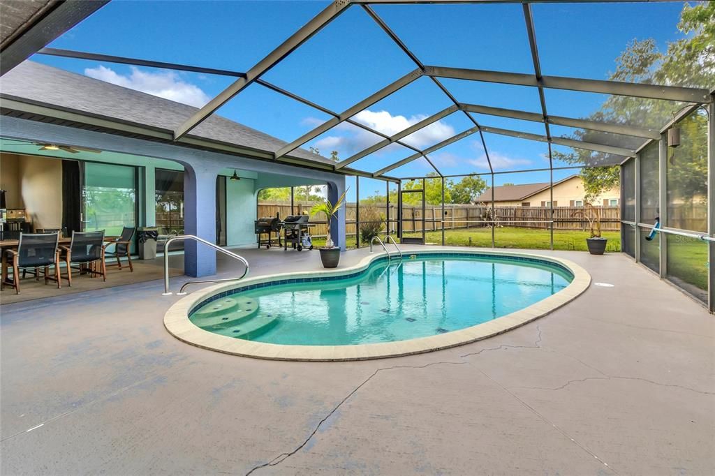 En Venta: $499,000 (3 camas, 3 baños, 2439 Pies cuadrados)