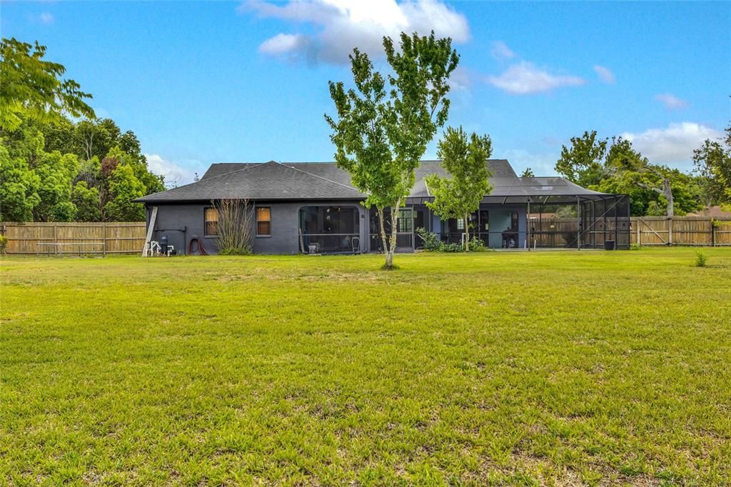 En Venta: $499,000 (3 camas, 3 baños, 2439 Pies cuadrados)