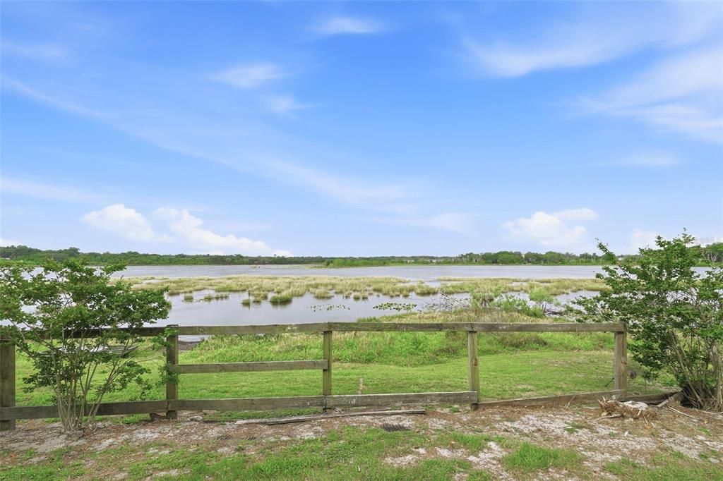 Active With Contract: $349,000 (3 beds, 2 baths, 1253 Square Feet)