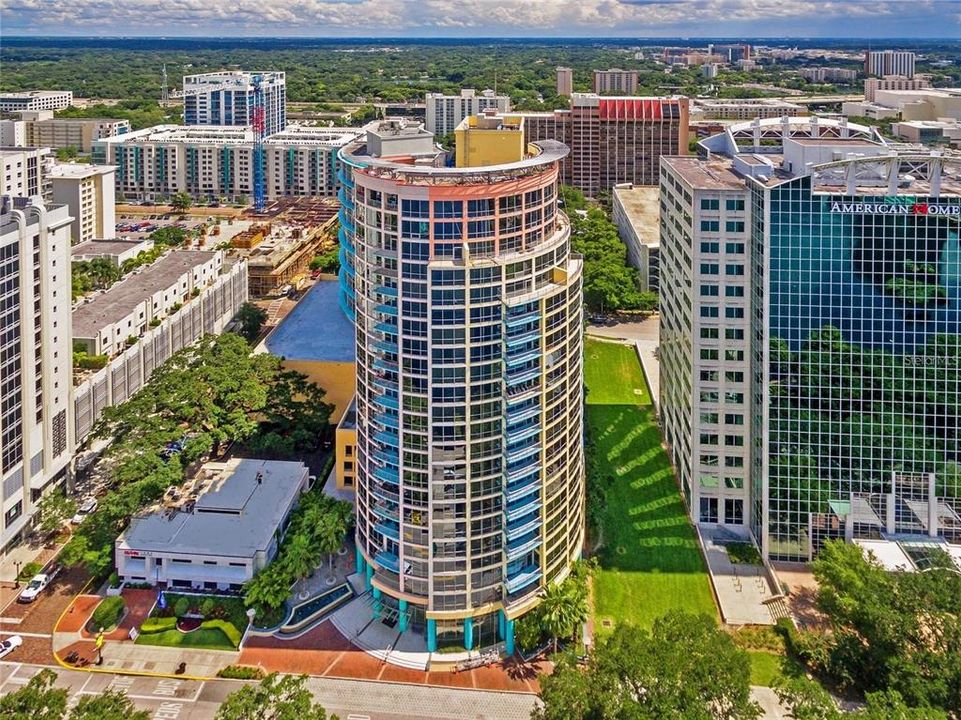 Под контрактом: $2,800 (2 спален, 2 ванн, 1157 Квадратных фут)