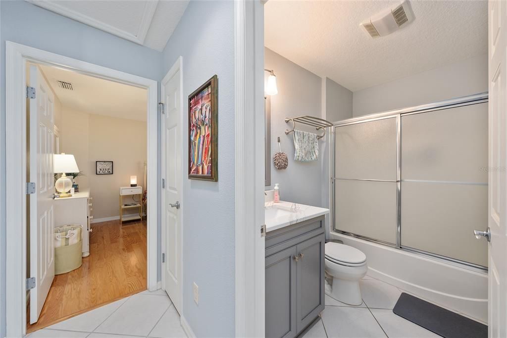 Activo con contrato: $440,000 (3 camas, 2 baños, 1912 Pies cuadrados)