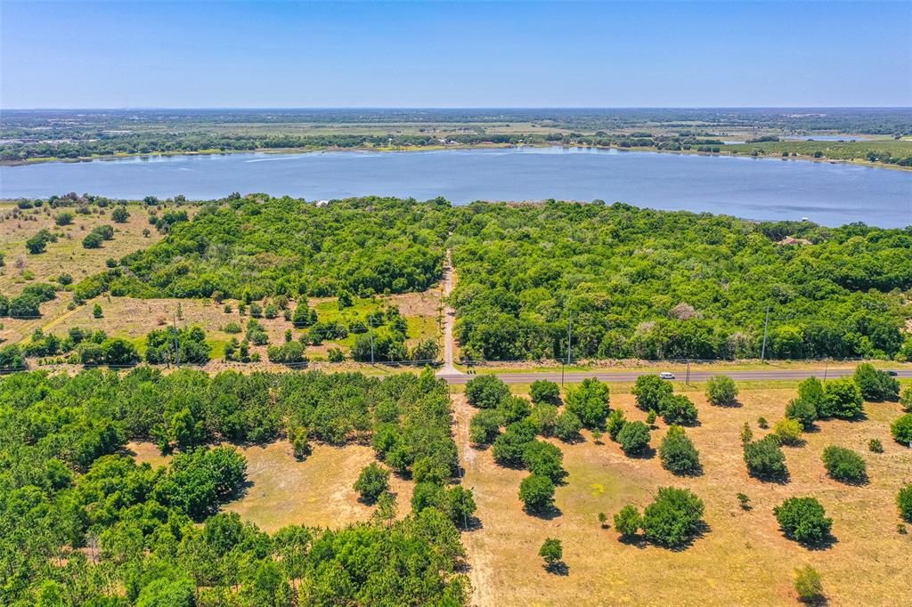 На продажу: $109,990 (3 спален, 2 ванн, 1046 Квадратных фут)