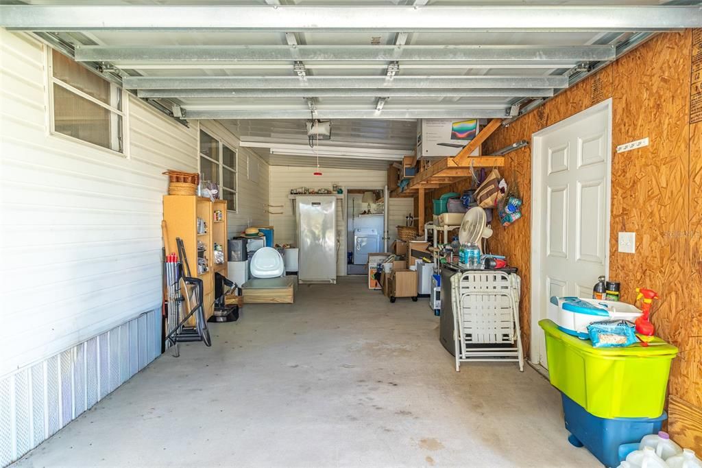 На продажу: $109,990 (3 спален, 2 ванн, 1046 Квадратных фут)