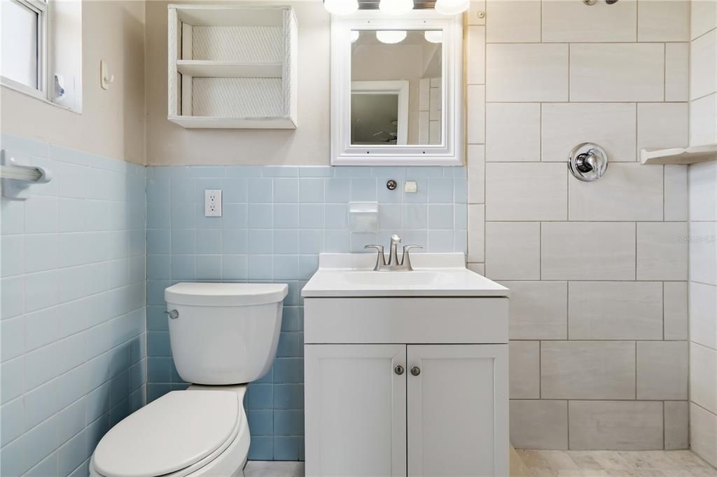 For Sale: $265,000 (4 beds, 2 baths, 1431 Square Feet)