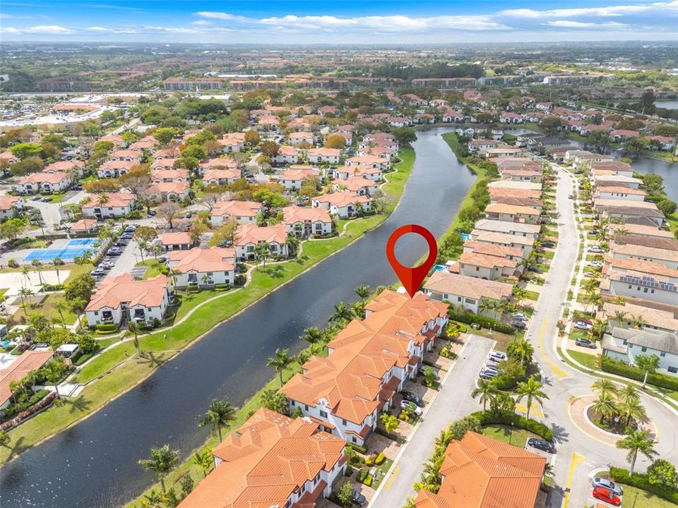 En Venta: $960,000 (3 camas, 2 baños, 2269 Pies cuadrados)