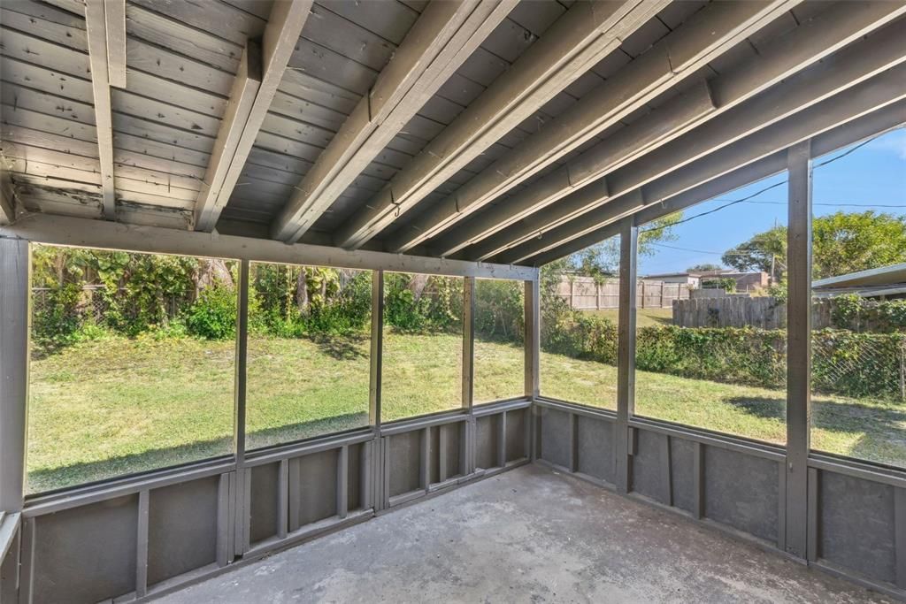 Activo con contrato: $179,000 (3 camas, 1 baños, 960 Pies cuadrados)
