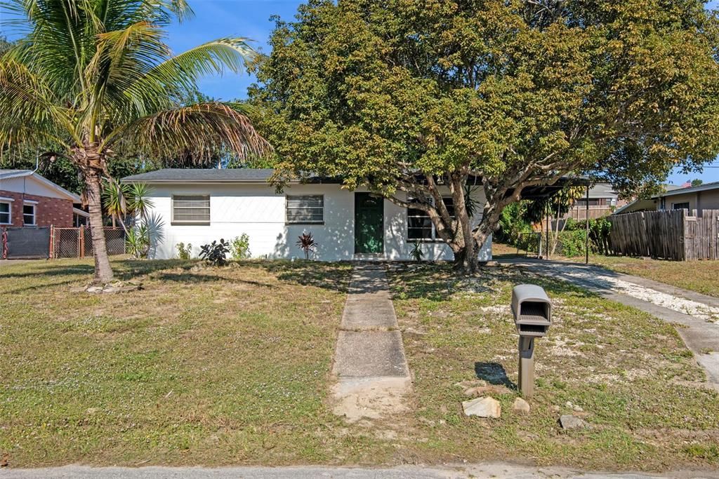 Activo con contrato: $179,000 (3 camas, 1 baños, 960 Pies cuadrados)