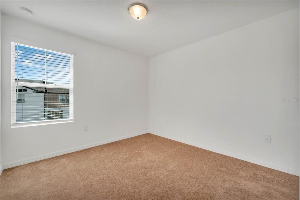 В аренду: $1,680 (3 спален, 2 ванн, 1404 Квадратных фут)