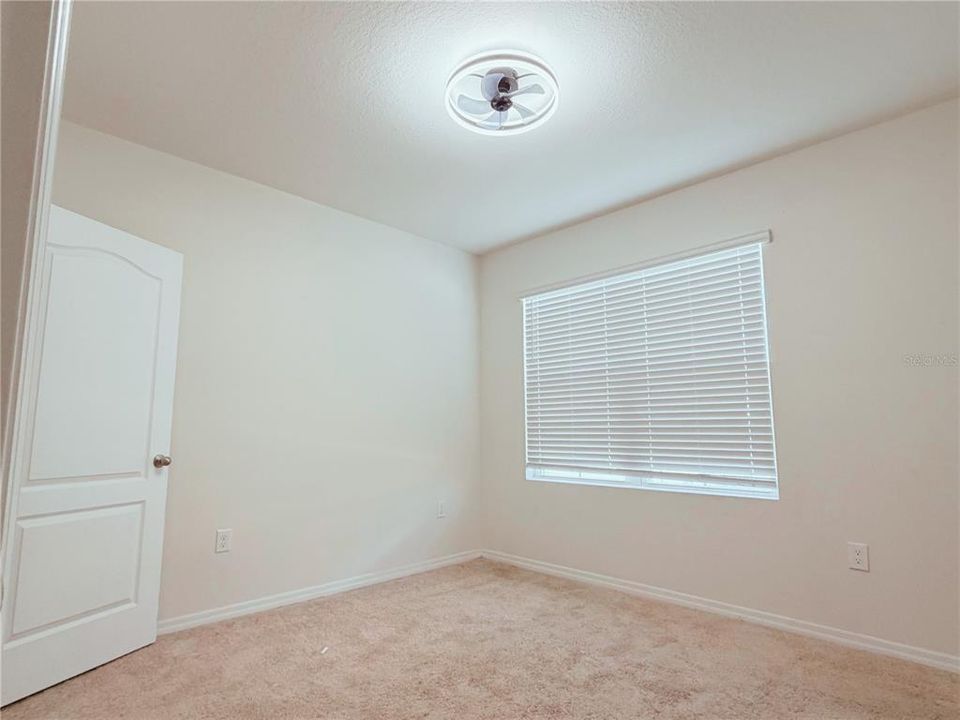 For Rent: $2,000 (3 beds, 2 baths, 1690 Square Feet)