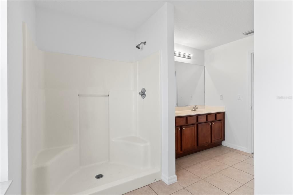For Sale: $494,000 (4 beds, 3 baths, 2368 Square Feet)