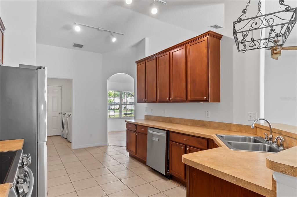 For Sale: $494,000 (4 beds, 3 baths, 2368 Square Feet)