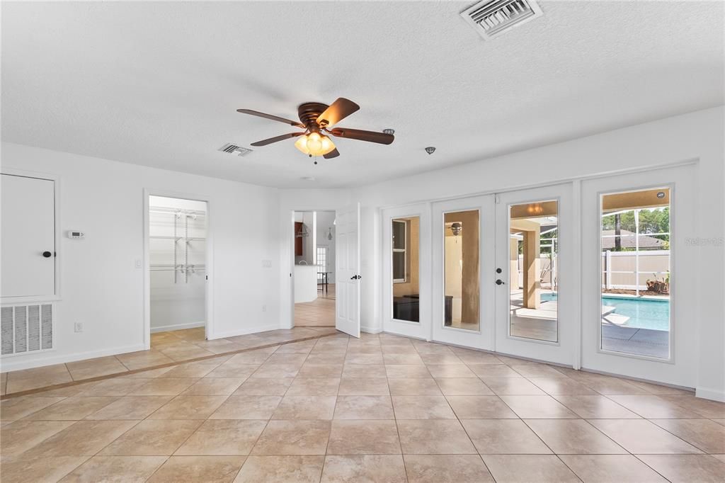 For Sale: $494,000 (4 beds, 3 baths, 2368 Square Feet)