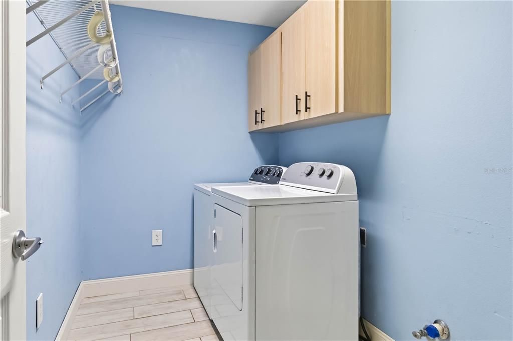 Active With Contract: $599,000 (4 beds, 2 baths, 2423 Square Feet)