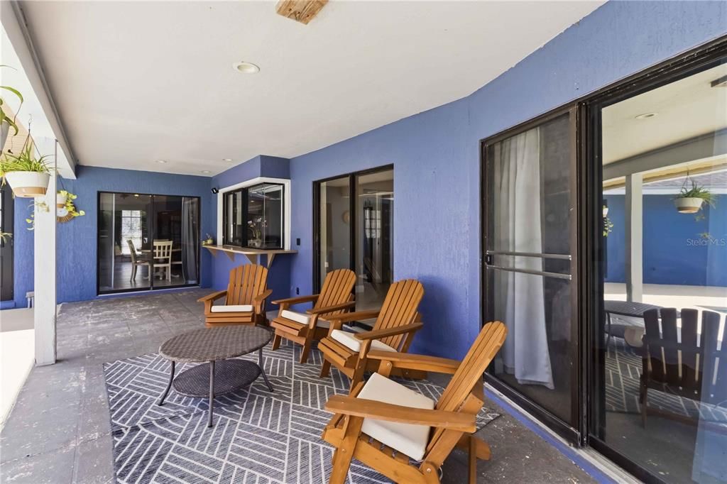 Active With Contract: $599,000 (4 beds, 2 baths, 2423 Square Feet)