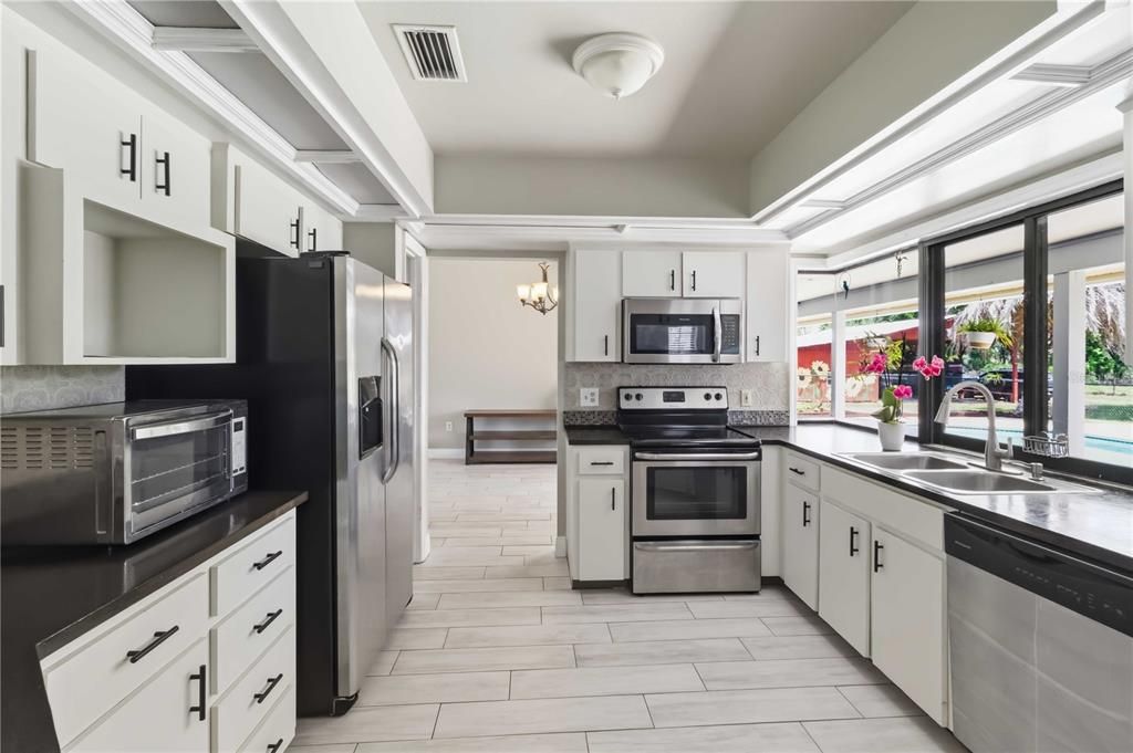 Active With Contract: $599,000 (4 beds, 2 baths, 2423 Square Feet)