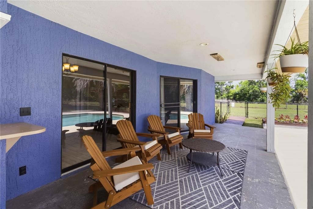 Active With Contract: $599,000 (4 beds, 2 baths, 2423 Square Feet)