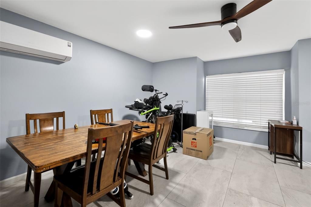 Active With Contract: $375,000 (4 beds, 2 baths, 1730 Square Feet)