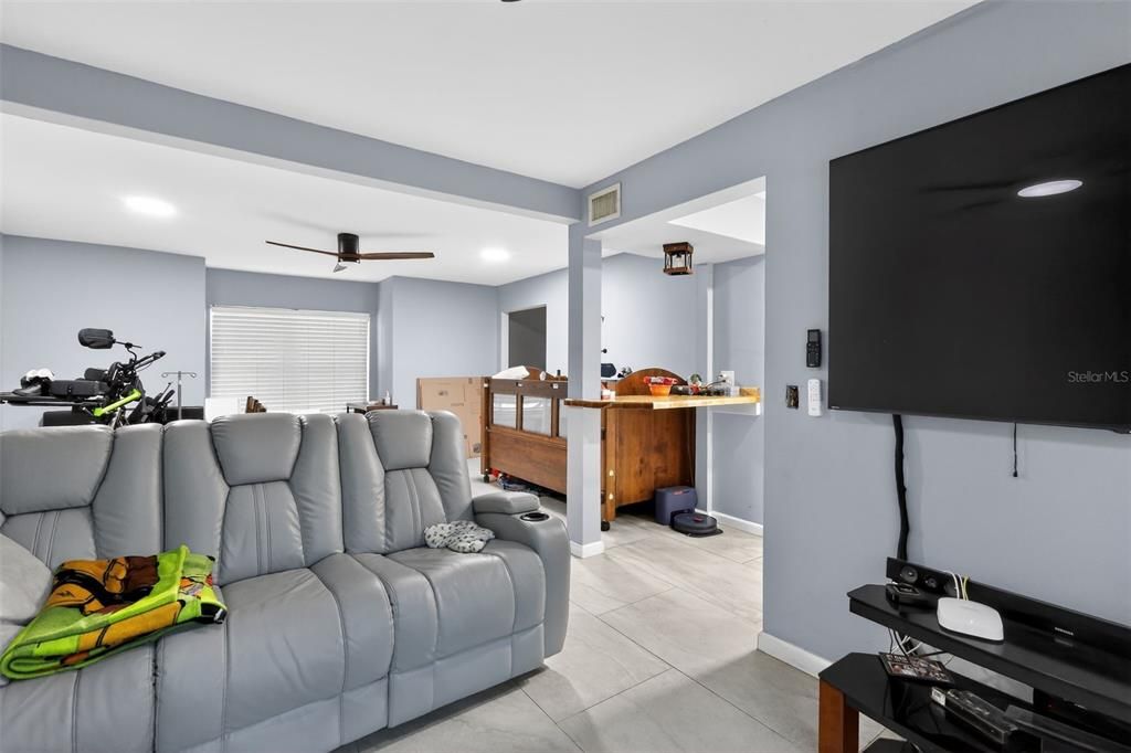 Active With Contract: $375,000 (4 beds, 2 baths, 1730 Square Feet)