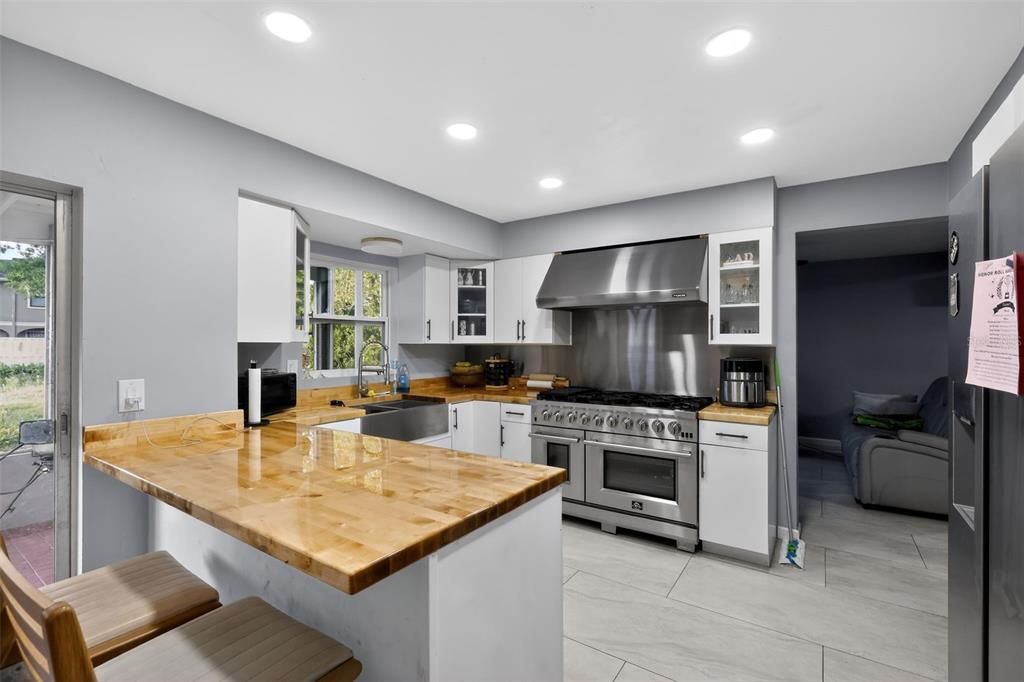 Active With Contract: $375,000 (4 beds, 2 baths, 1730 Square Feet)