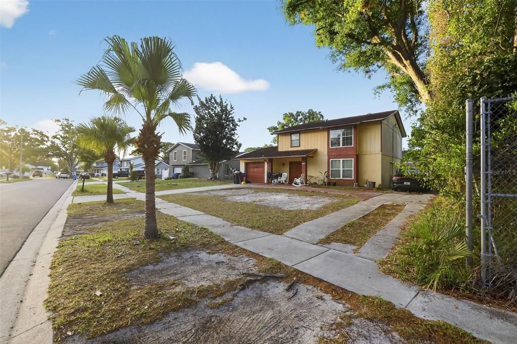 Active With Contract: $375,000 (4 beds, 2 baths, 1730 Square Feet)