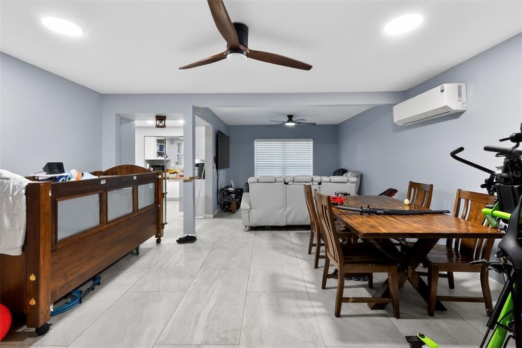 Active With Contract: $375,000 (4 beds, 2 baths, 1730 Square Feet)