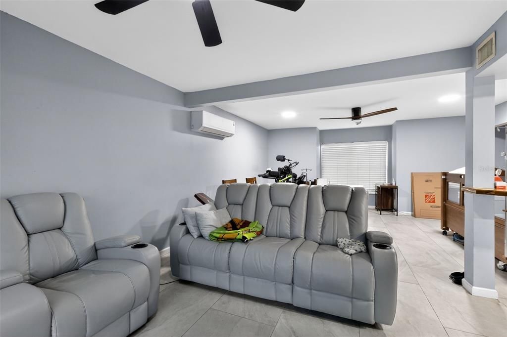 Active With Contract: $375,000 (4 beds, 2 baths, 1730 Square Feet)