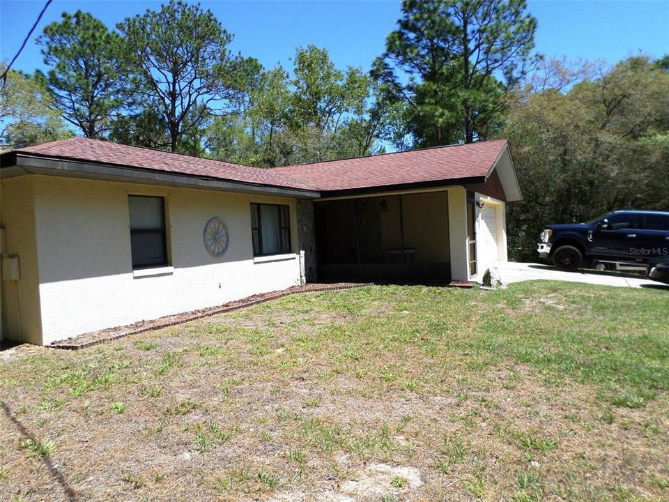 Activo con contrato: $209,900 (2 camas, 2 baños, 1157 Pies cuadrados)