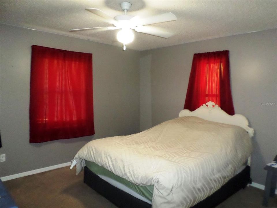 Activo con contrato: $209,900 (2 camas, 2 baños, 1157 Pies cuadrados)