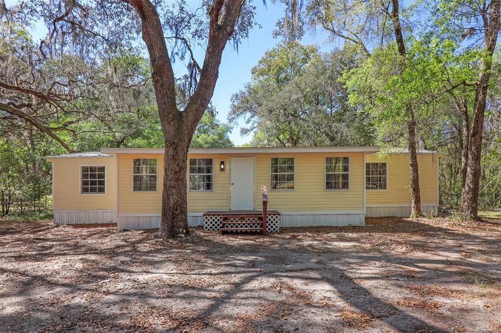 En Venta: $230,000 (3 camas, 2 baños, 1979 Pies cuadrados)