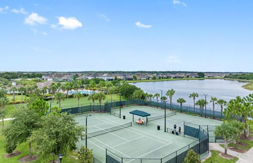 Active With Contract: $329,900 (3 beds, 2 baths, 1612 Square Feet)