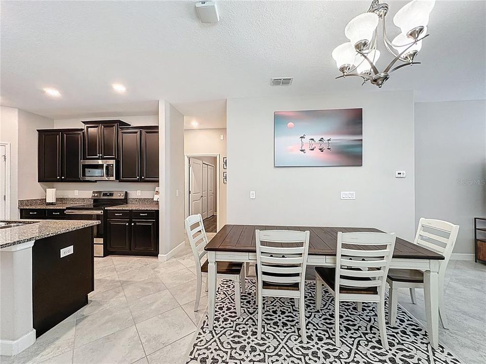 Active With Contract: $329,900 (3 beds, 2 baths, 1612 Square Feet)