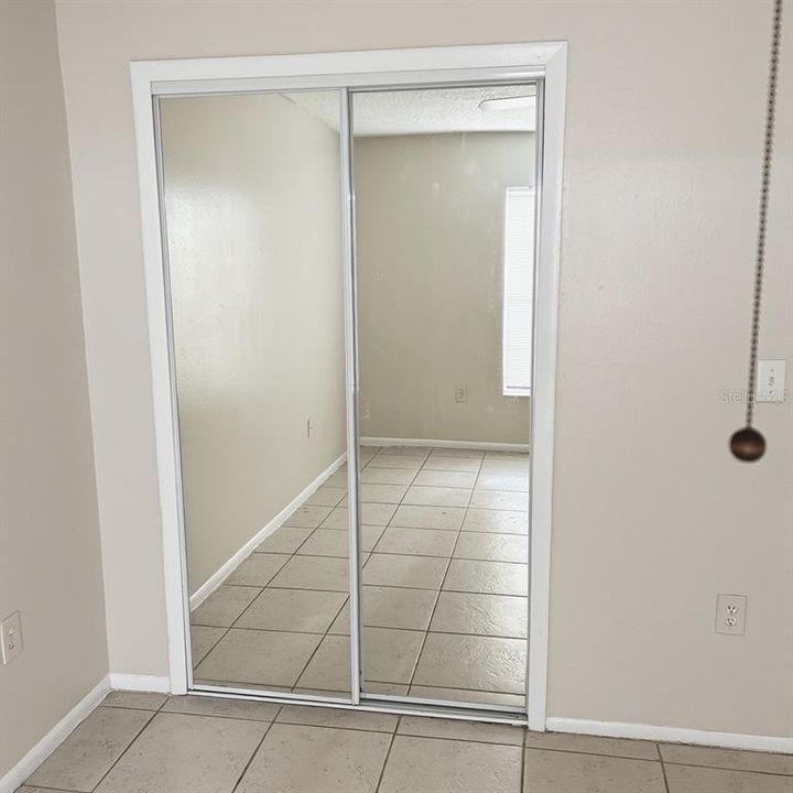 Active With Contract: $129,000 (2 beds, 2 baths, 1052 Square Feet)