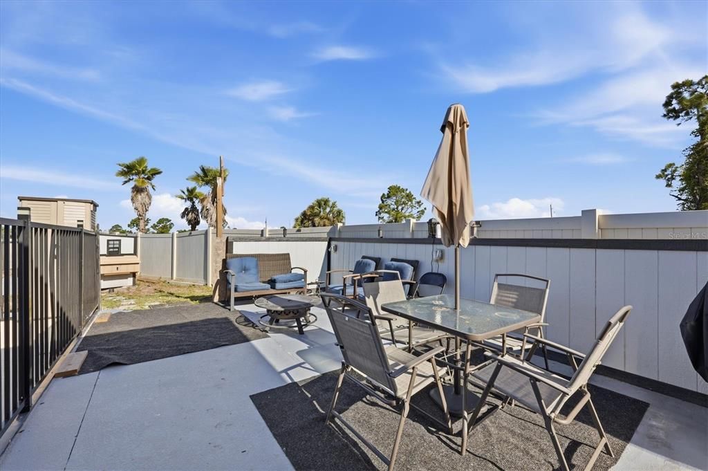 En Venta: $494,000 (4 camas, 2 baños, 2261 Pies cuadrados)
