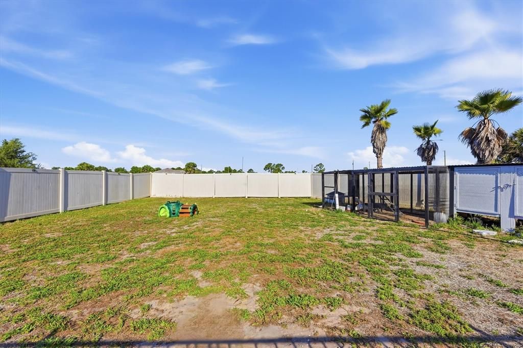 En Venta: $494,000 (4 camas, 2 baños, 2261 Pies cuadrados)