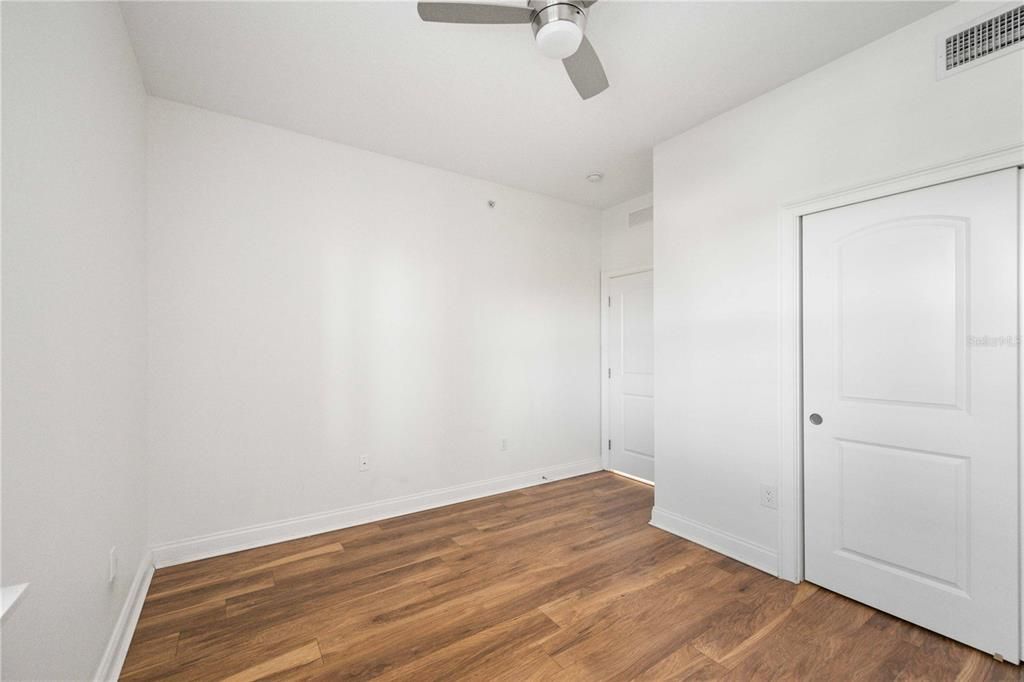 For Sale: $445,000 (2 beds, 2 baths, 1758 Square Feet)
