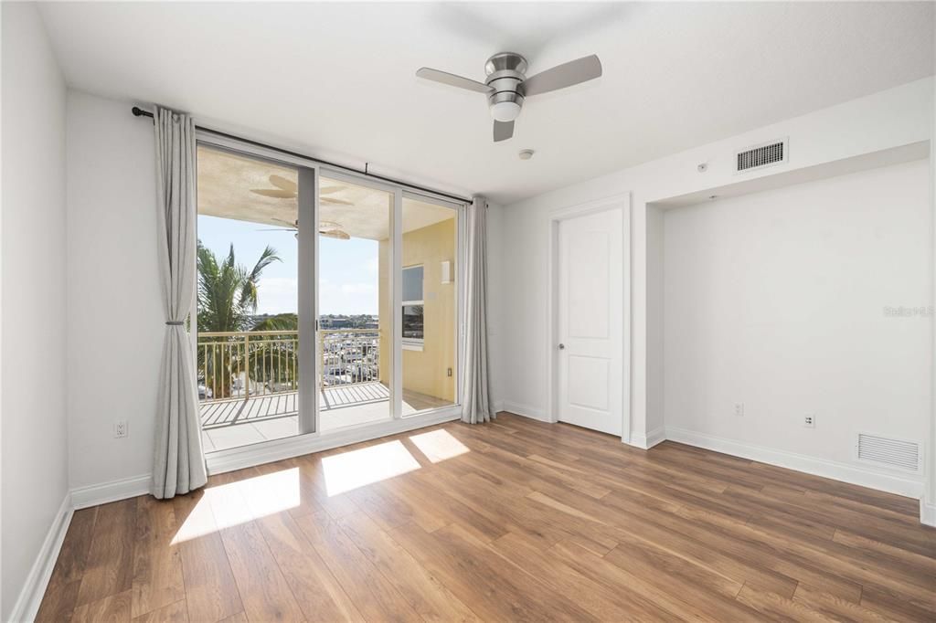 For Sale: $445,000 (2 beds, 2 baths, 1758 Square Feet)