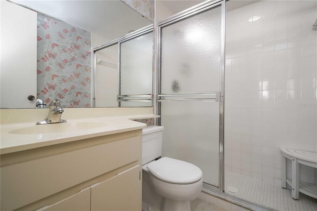 For Sale: $147,900 (2 beds, 2 baths, 1095 Square Feet)
