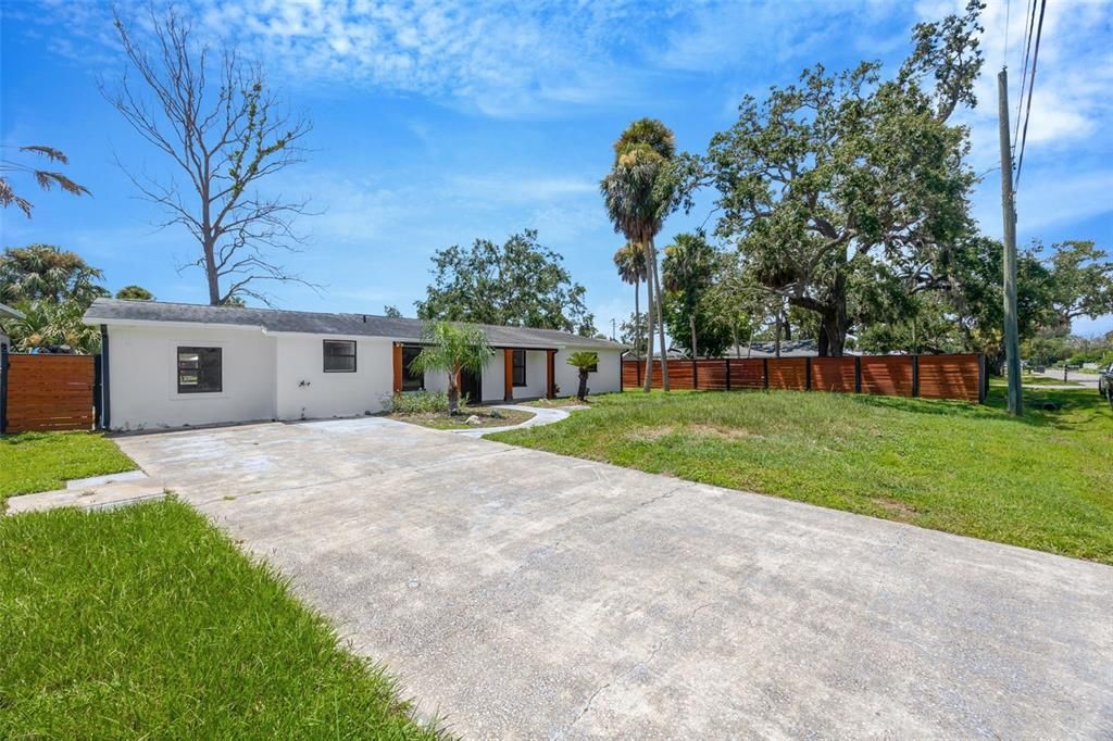 For Sale: $519,000 (3 beds, 2 baths, 1471 Square Feet)