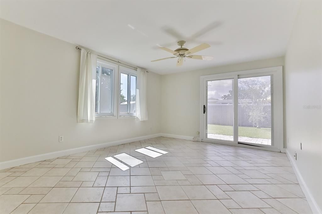Active With Contract: $300,000 (4 beds, 3 baths, 1742 Square Feet)