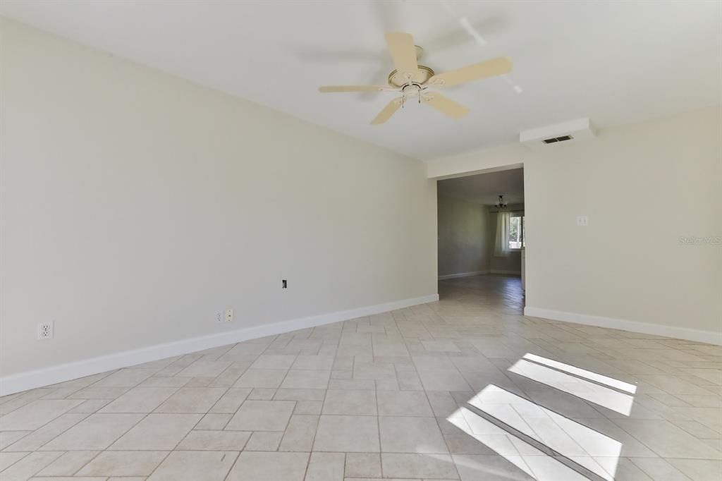 Active With Contract: $300,000 (4 beds, 3 baths, 1742 Square Feet)