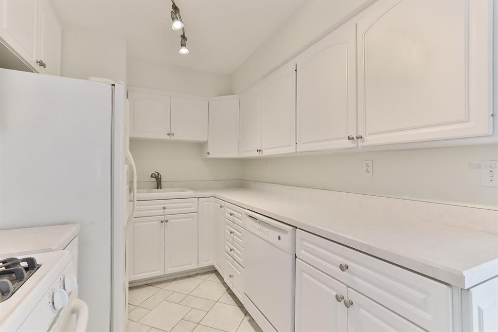 Active With Contract: $300,000 (4 beds, 3 baths, 1742 Square Feet)