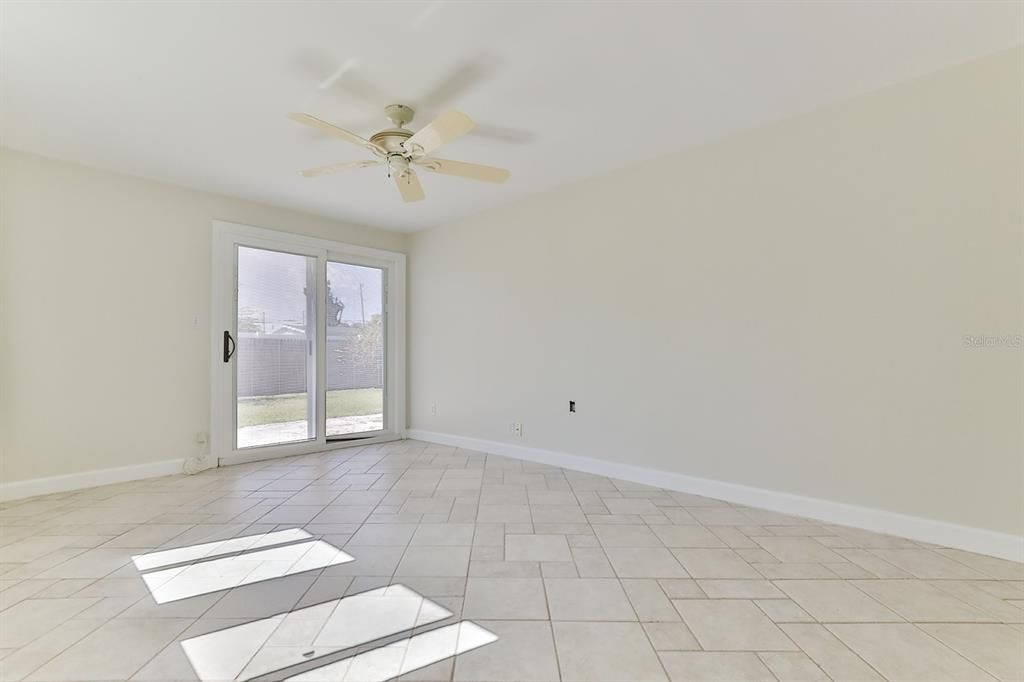 Active With Contract: $300,000 (4 beds, 3 baths, 1742 Square Feet)