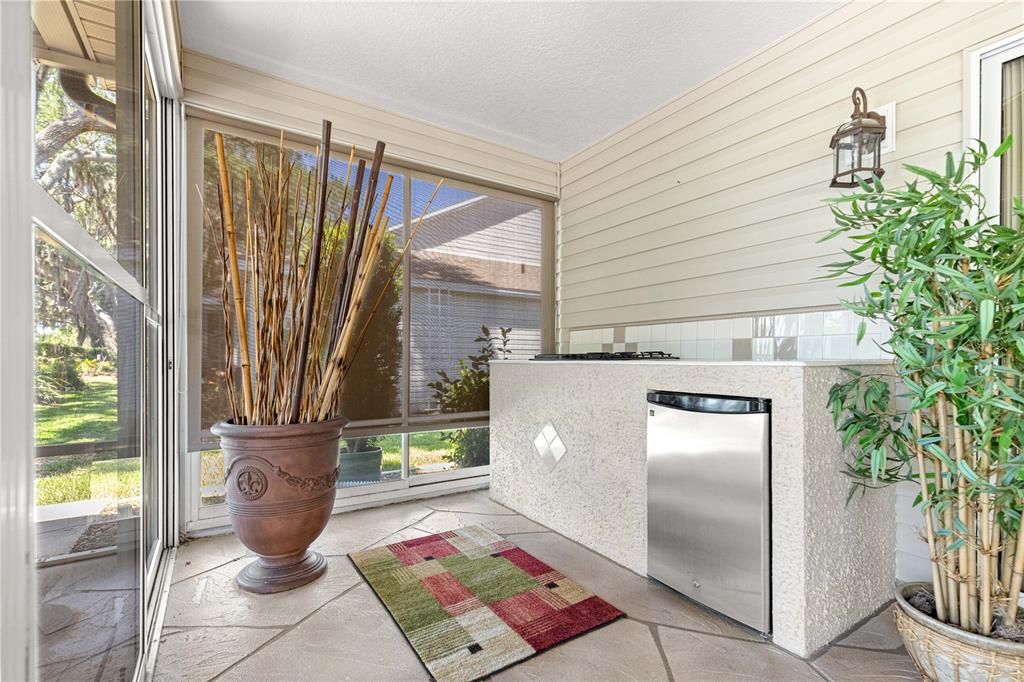 Active With Contract: $449,000 (3 beds, 2 baths, 1934 Square Feet)