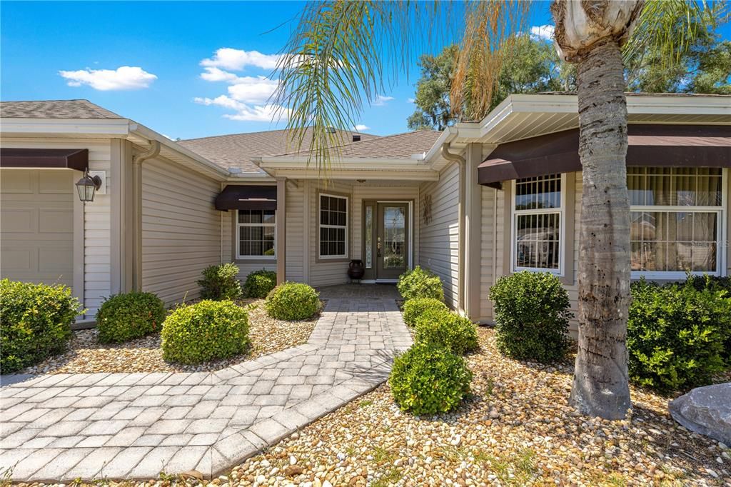 Active With Contract: $449,000 (3 beds, 2 baths, 1934 Square Feet)